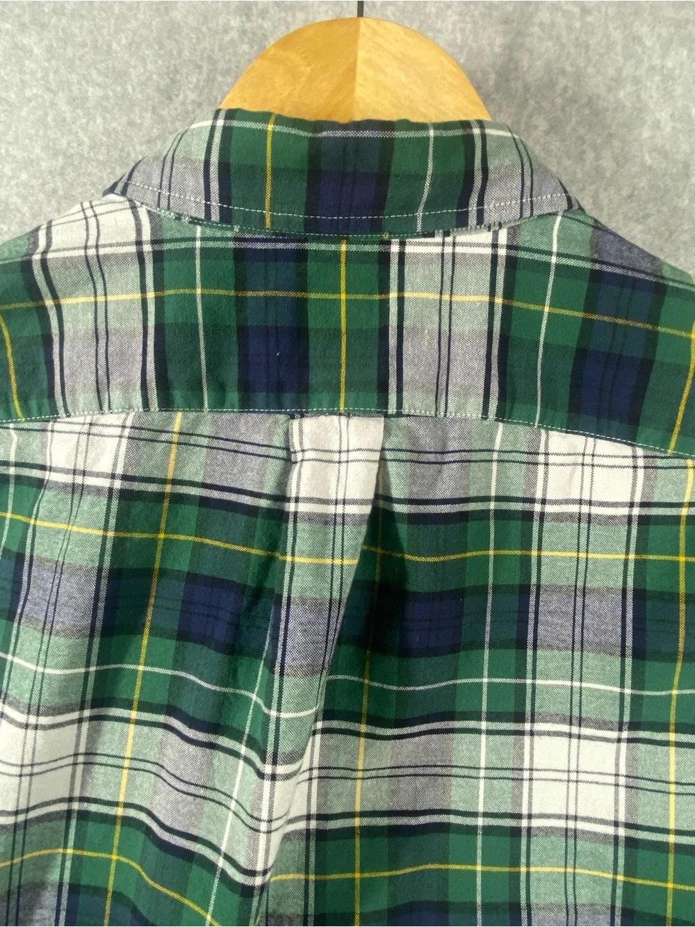 J. Crew shirt men’s XL slim fit green The broken Oxford organic cotton long slv.